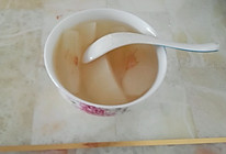 川贝冰糖炖雪梨汤的做法