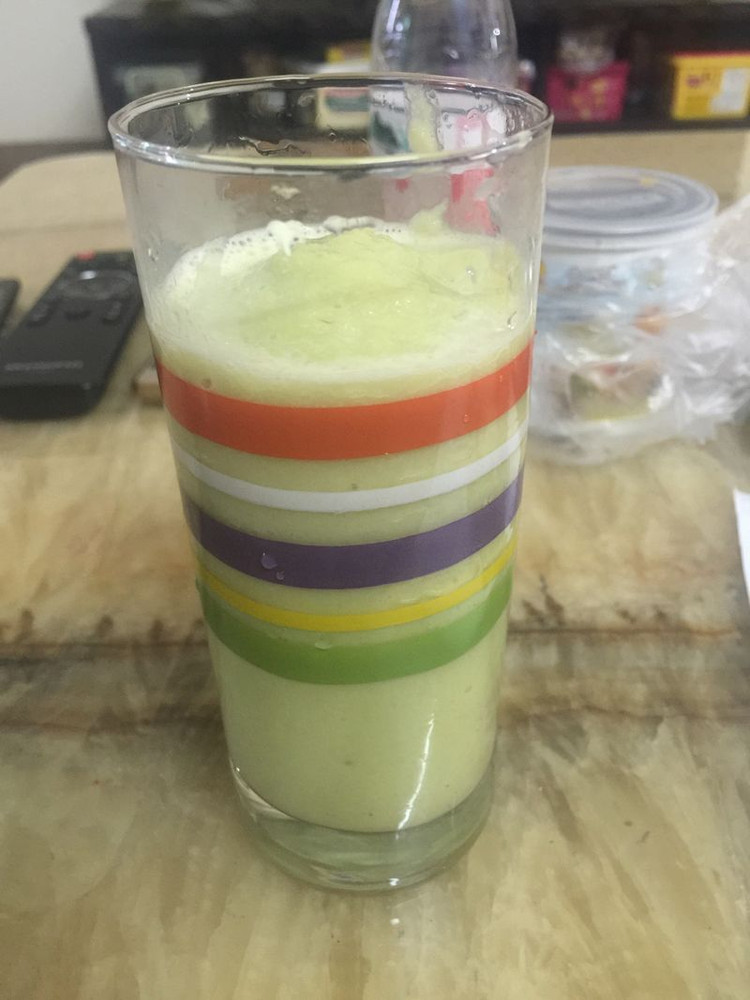 牛油果苹果奶昔的做法
