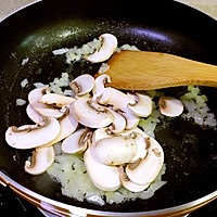 奶油蘑菇浓汤的做法图解10