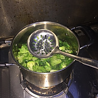 蒜蓉西蓝花的做法图解2