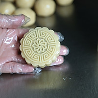 记录一波完美的广式月饼的做法图解14