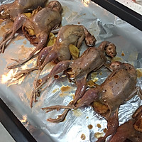 红酒蜂蜜烤鹌鹑的做法图解4