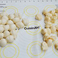 蛋黄酥的做法图解6