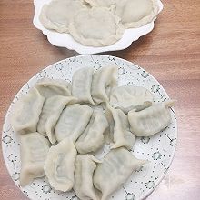 韭菜鸡蛋鱼肉水饺
