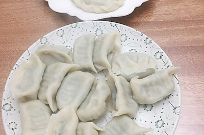 韭菜鸡蛋鱼肉水饺