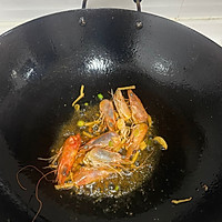 砂锅大虾粉丝煲的做法图解5