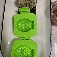 “妈妈的厨房”—快手早餐“金枪鱼饭团”的做法图解6