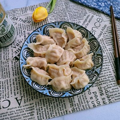 小朋友爱吃的胡萝卜鲜肉水饺