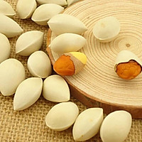 盐焗白果的做法图解1