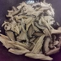 蚝油烧香菇腐竹（李锦记旧庄蚝油）的做法图解6