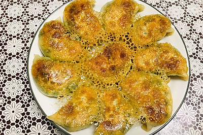 韭菜鸡蛋素锅贴