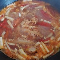 酸辣茄香菇肉汤的做法图解4