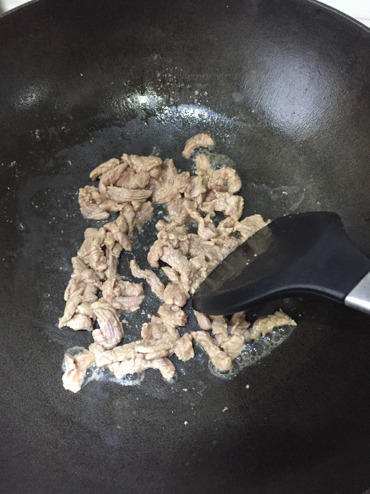 芹菜肉丝的做法图解5