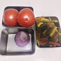 #味达美星厨X小厨中秋团圆宴#意大利番茄肉酱螺旋面的做法图解1