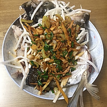 酸笋蒸鱼头