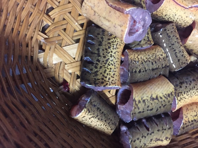 黄鳝煲的做法图解2
