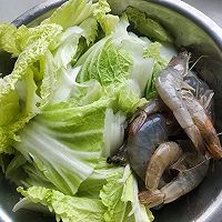 白菜炒虾的做法图解1