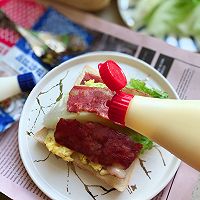 #丘比三明治#滑蛋培根蔬菜三明治的做法图解9