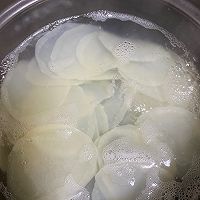 #夏日撩人滋味#自制炸薯片的做法图解3