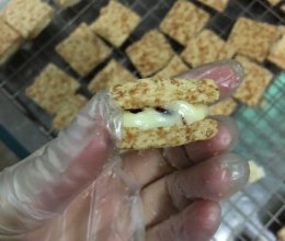 蔓越莓牛扎饼干的做法