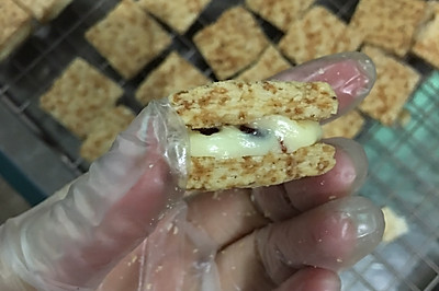 蔓越莓牛扎饼干