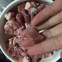 辣肉面#爱仕达寻找面点女王#的做法图解2