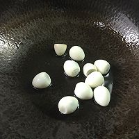 虎皮鹌鹑蛋盖菜心的做法图解8