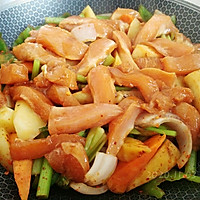 甜辣酱肉焖薯蔬的做法图解7