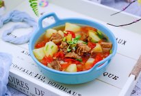 #春天肉菜这样吃#番茄牛肉炖土豆的做法