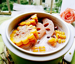 奶香玉米莲藕红豆汤的做法