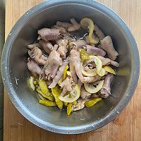 柠檬泡椒鸡爪的做法图解7