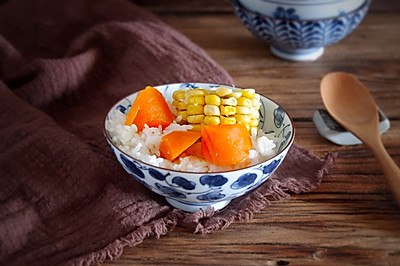胡萝卜玉米炊饭