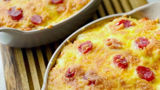 剩米饭的华丽变身-西红柿腊肠焗饭的做法