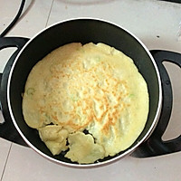 十分钟制作鸡蛋饼早餐的做法图解4