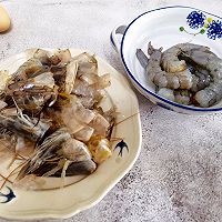 #金龙鱼橄榄油调和油520美食菜谱#金丝沙拉虾球的做法图解2