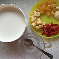 酸奶水果杯#急速早餐#的做法图解1