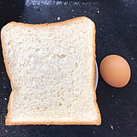 浸满鸡蛋液的面包片（面包片N吃法1）的做法图解1