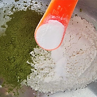 抹茶葡萄干杯子蛋糕的做法图解7