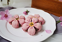 #精品菜谱挑战赛#精致春季点心--桃花酥的做法