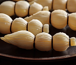 【莲藕酥】在中国吃藕最高境界，看着就过瘾！的做法