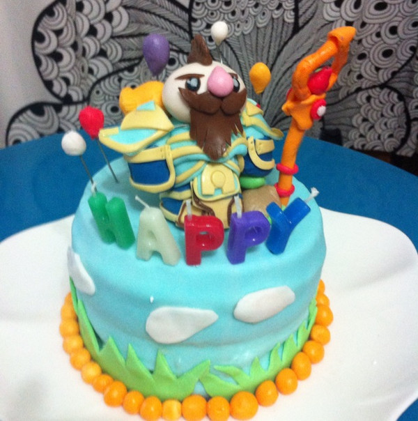 超有愛的魔獸翻糖彩虹蛋糕