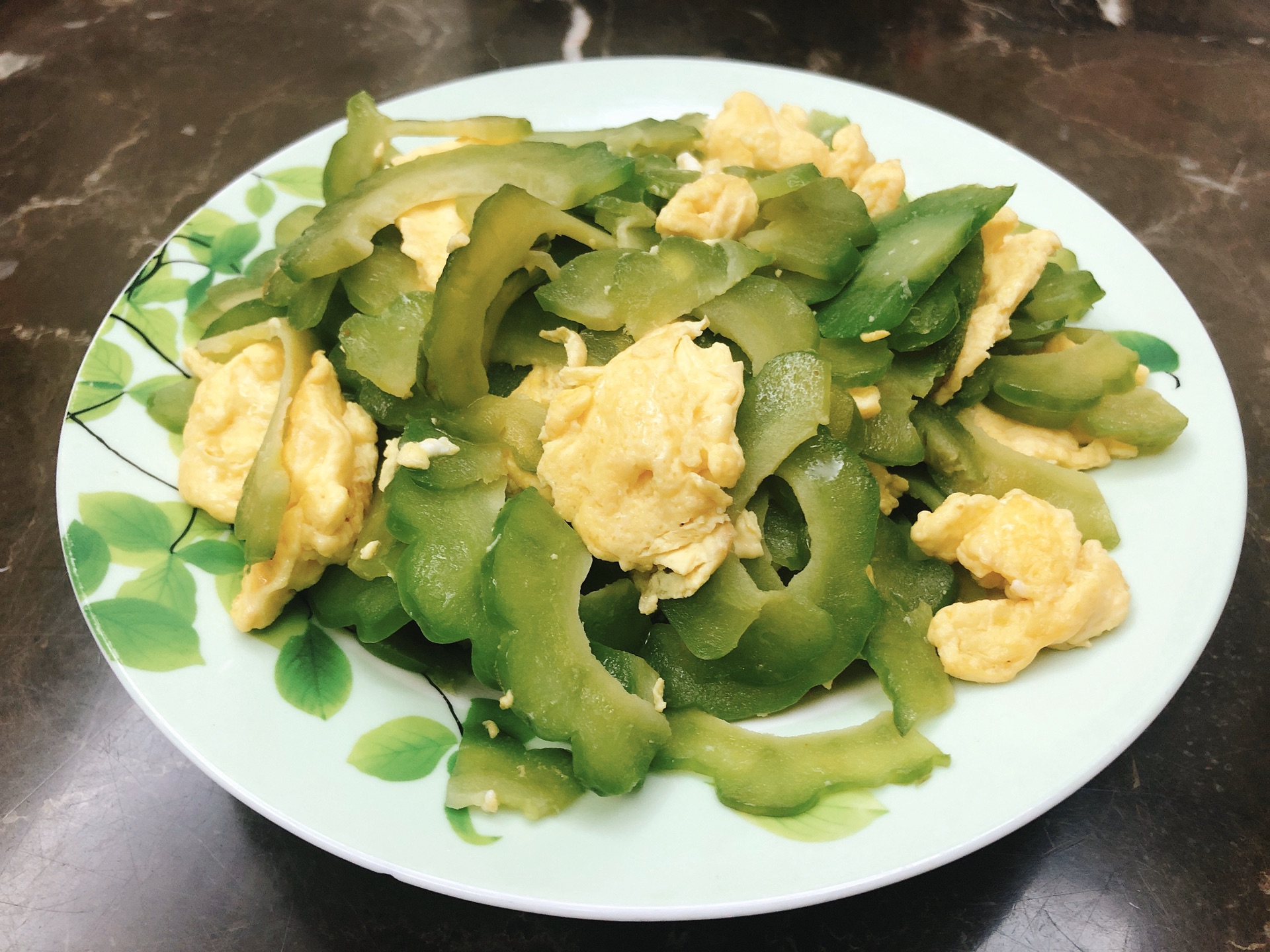 Quick fried bitter Kwai eggs