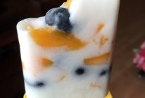 超简单水果酸奶冰棒的做法