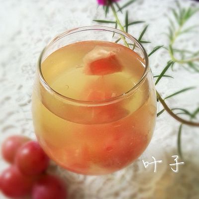 沁心花果饮