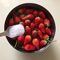 有手就会做❗春日必备懒人小甜品✅冰点草莓的做法图解2