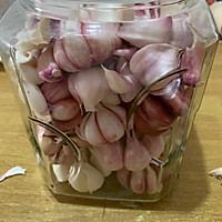 放一年都不会坏的酸甜可口的糖蒜的做法图解3