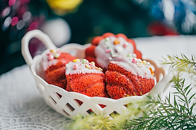 圣诞百香果伯爵红茶红丝绒液玛德琳蛋糕