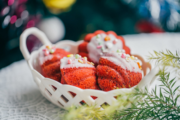 圣诞百香果伯爵红茶红丝绒液玛德琳蛋糕的做法