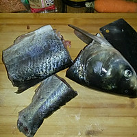东北铁锅炖鱼的做法图解1