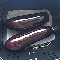 蒜香烤茄子的做法图解1